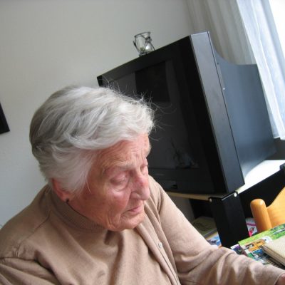 Dementia Awareness CPD Online Course UK care worker training