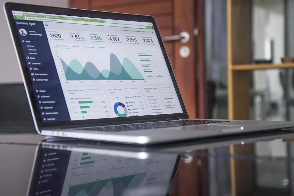 Digital Marketing Diploma Course UK online marketing analytics training